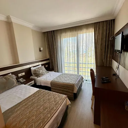 Hotel Avci *